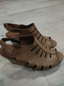 Stylish Brown Wedge Sandals