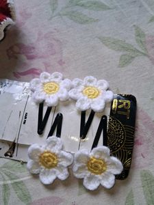 Crochet Daisy Flower Hair Clips