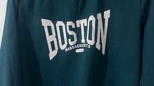 Boston Massachusetts Graphic Sweatshirt
