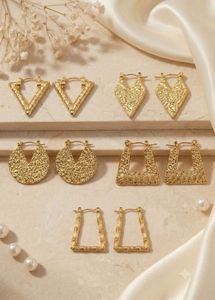 Elegant Gold Hoop Earrings Set