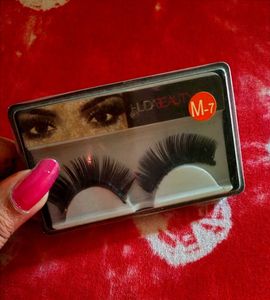 Dramatic False Eyelashes