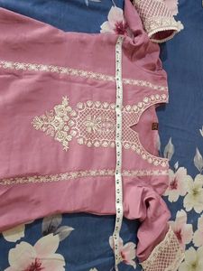 Embroidered pink Kurta Set with Dupatta