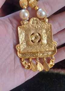 Exquisite Gold-Plated royal Necklace (artificial)
