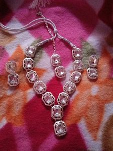 Elegant Crystal Necklace &amp; Earring Set