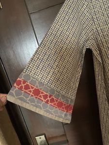 Stylish Kurta with Embellished Neckline (L)