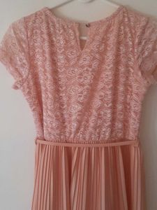 Elegant Pink Lace Pleated Dress