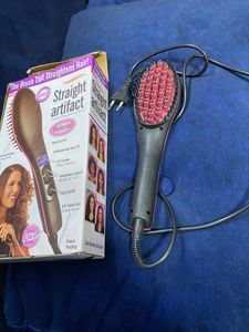 PRICE DROP !!!!! Hair Straightener Brush