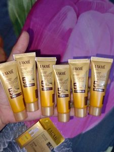 Lakme Vit C brilliance Serum