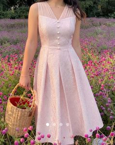 Elegant Pink Midi Dress