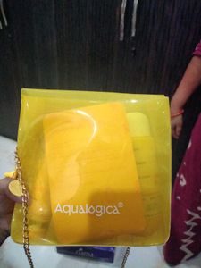Aqualogica Glow Skincare Kit