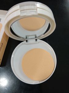 Maybelline New York (Dream Velvet)