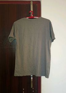 4 Tees