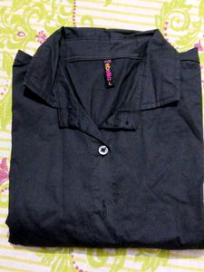 Black crop shirt with Embroidered Sleeves