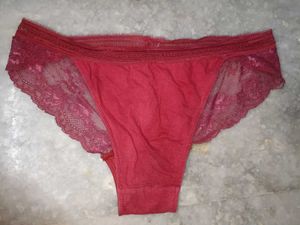 Elegant Lace Trim Briefs - Perfect Comfort