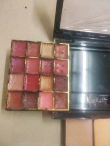 Makeup Box