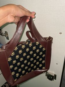 Stylish Tote Bag with Block Print.