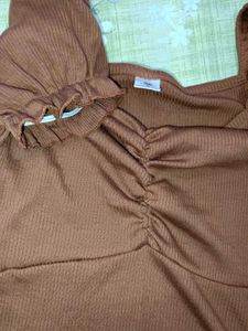 Brown Ruched Puff Sleeve Top