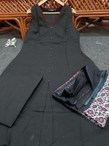Elegant Black Kurta Set with Dupatta