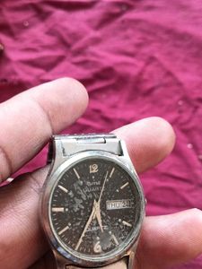 hmt quartz