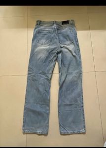 B1G1 off duty Ripped Denim Jeans