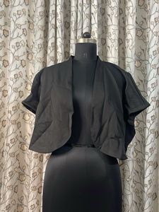 Chic Black Cropped Bolero Jacket