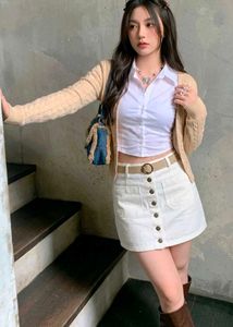 Y2K super cute White Denim Button-Up Skirt