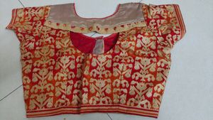 Saree With Desginer Blouse