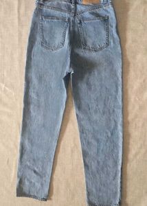 PERFECT BADDIE  BASIC  JEANS 👖