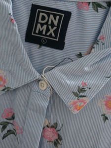nwt dnmx Floral Button-Up Shirt