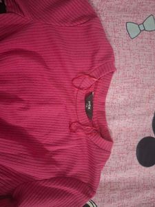 Chic Pink Ribbed Twist-Front Top