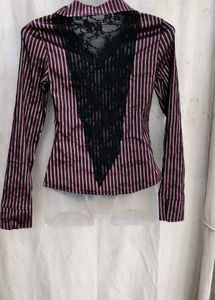 28138. Women's Striped Button-Up Shirt