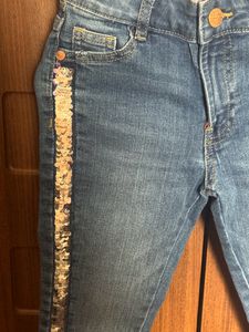 New Denim Skinny Jeans Not Even Worn Once