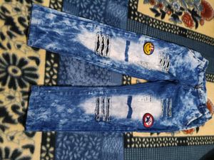 Stylish Distressed Denim Jeans