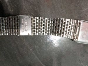 Citizen Quartz Watch - Classic Style