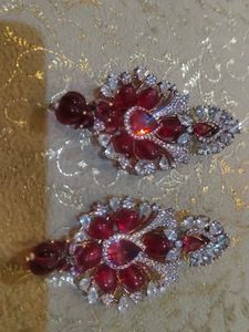 Exquisite Red &amp; White Stone Earrings