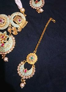 neckless