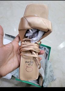 SALE- Branded New Party Heels with bo