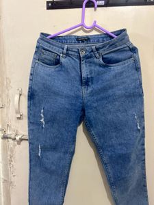 Distressed Mom Jeans Size 28