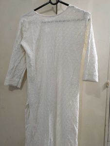 Elegant White Chikankari Kurta