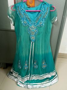 Beautiful 😍 Net Gown With Baloon Astin In ₹299