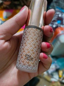 Kay Beauty Highlighter