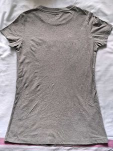 Chic Grey T-shirt💗