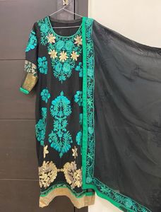 Pure Georgette Embroidered Kirta Set