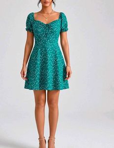 839. Chic Green Floral Puff Sleeve Dress