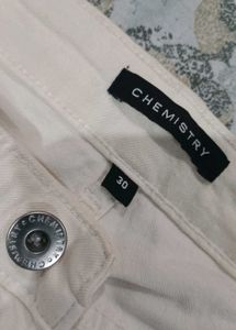 Chic White Wide-Leg Jeans