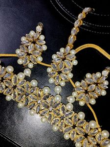 Exquisite Kundan Necklace Set