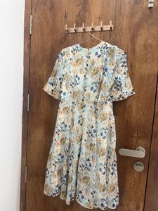 Cottagecore V-Neck Midi Dress