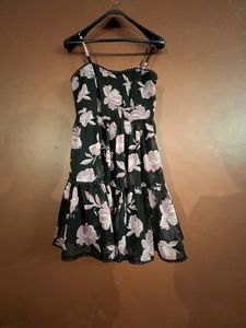Twenty Dresses by Nykaa Fashion