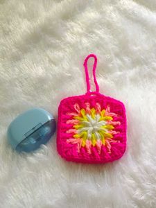 handmade crochet Earpod pouch