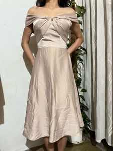 Elegant Off-Shoulder Satin Midi Dress